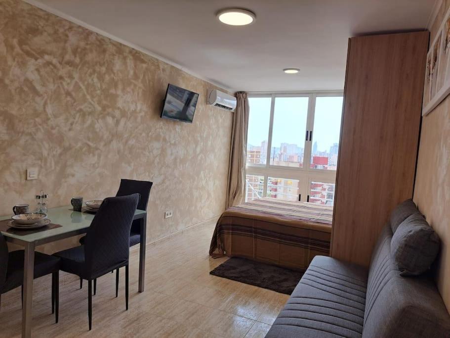 Cozy Studio With Sea View Lejlighed Benidorm Eksteriør billede